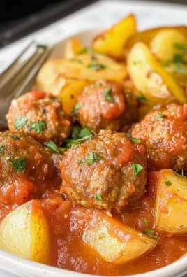 Soutzoukakia mit Kartoffeln: Griechische Köstlichkeit entdecken